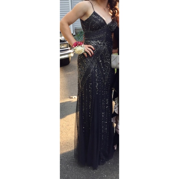 Marina Beaded and Sequins Gown Size 4 Petite 5’3” w/ Heels - Picture 8 of 9